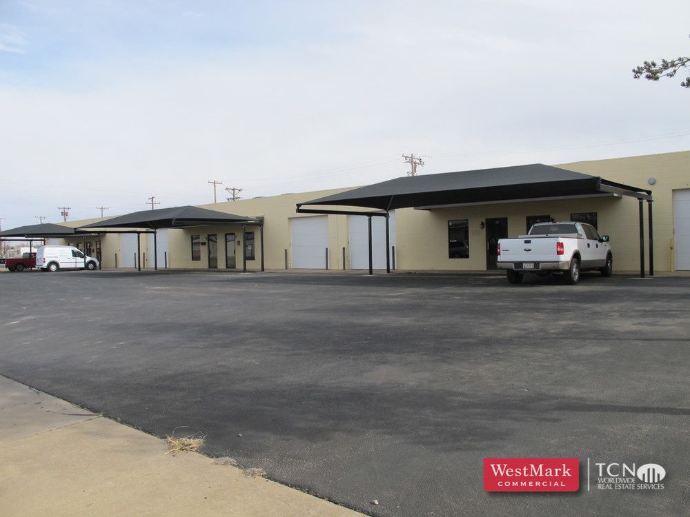Industrial Investment for Sale : 301 - 313 Paris Ave & 302 Ave P , Lubbock, TX 79401